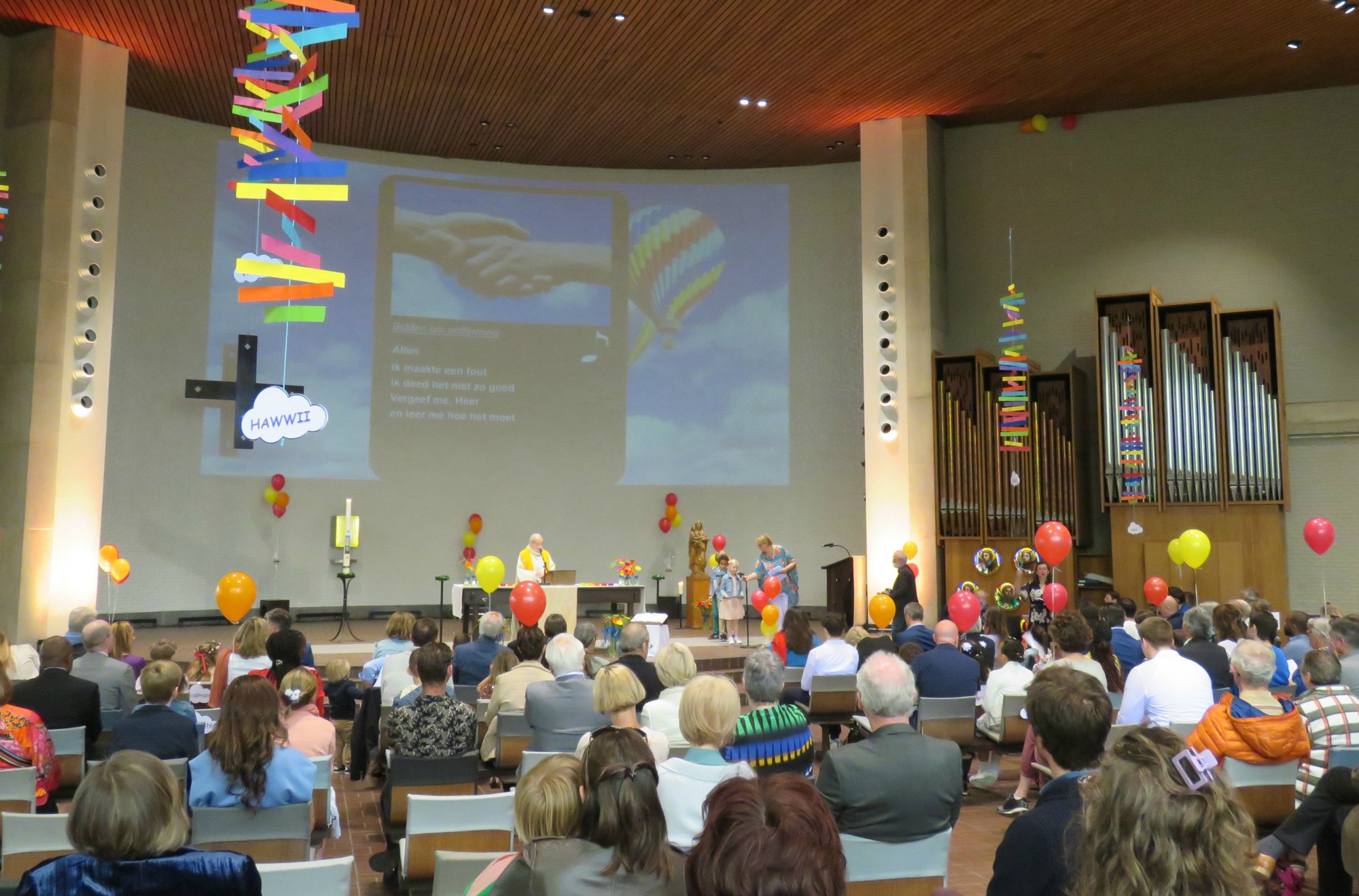 Eerste communie 2023 - Sint-Anna-ten-Drieënkerk, Antwerpen Linkeroever